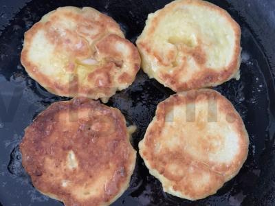 Sūrio blynai su marmelado gabaliukais Žingsnis 5