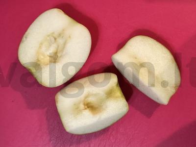 Blynai su soda, džiovintais bananais ir obuoliais Žingsnis 6