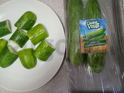 Susmulkinti agurkai per 20 minučių Žingsnis 1