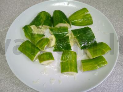 Susmulkinti agurkai per 20 minučių Žingsnis 2