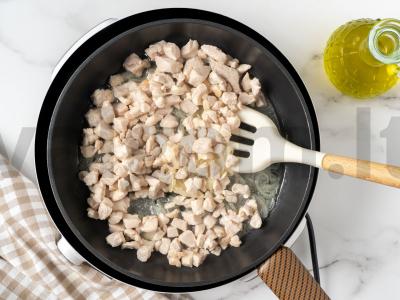 Keksadija su vištiena ir grybais Žingsnis 3