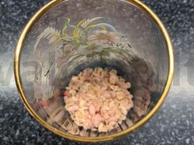 Mėlynių, bananų, pieno ir medaus kokteilis su muesli Žingsnis 4