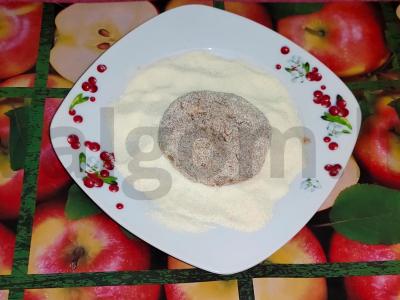 Kiaulienos ir jautienos kotletai „Miestelio gyvenvietė“ Žingsnis 4