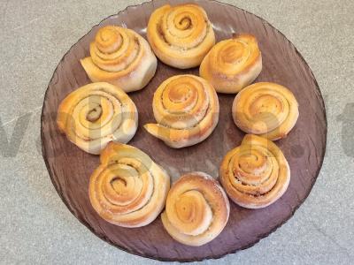 Kepiniai iš mielinės tešlos su malta cinamonu Žingsnis 7