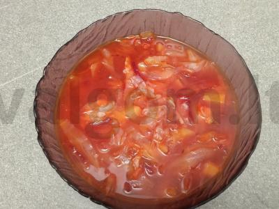 Borsčas ant kalakutienos sultinio su česnakais Žingsnis 10