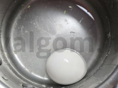 Tostai su kiaušiniu, mocarela ir avokadu Žingsnis 1