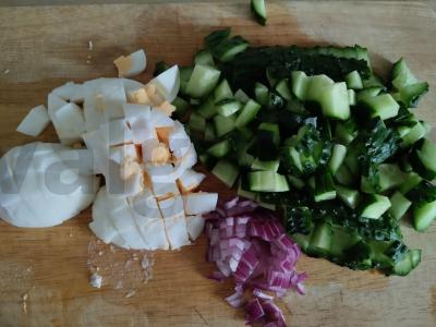 Žuvies salotas Žingsnis 1