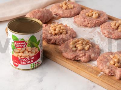 Kotletai su baltųjų pupelių įdaru Žingsnis 6