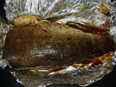 Sultinga lašiša, kepta orkaitėje folijoje pagrindine nuotrauka