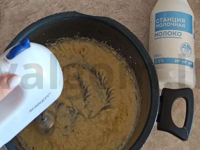 Vieniški vafliai ant grotelių Žingsnis 2