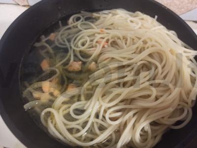 Spagečiai su raudonąja žuvimi pietums Žingsnis 4