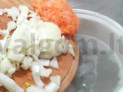 Žuvų sriuba su be kaulų žuvies gabalėliais Žingsnis 3