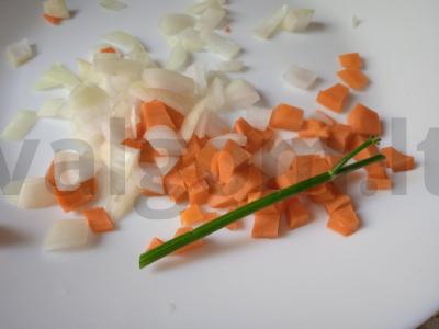 Lašišų ir voveraičių sriuba Žingsnis 4