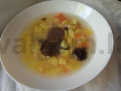 Lašišų ir voveraičių sriuba Žingsnis 6