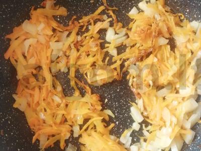 Kotletai daržovių padaže Žingsnis 2