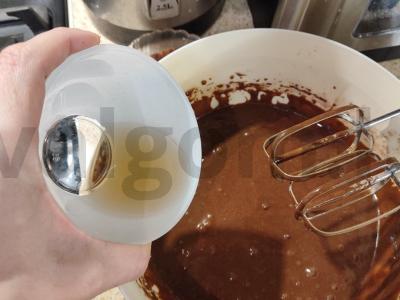 Šokoladinis keksiukas su razinomis ir cukatais Žingsnis 5