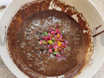 Šokoladinis keksiukas su razinomis ir cukatais Žingsnis 6