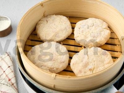 Dietinės garuose virtos žuvies kotletai Žingsnis 5