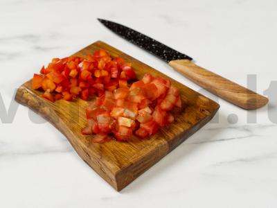 Vištienos guliašas Žingsnis 2