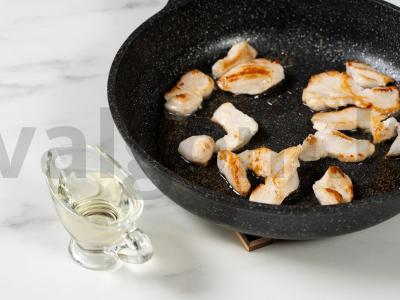 Vištienos guliašas Žingsnis 4