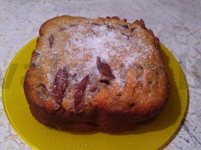 Džiovintų obuolių pyragas su cinamonu pagrindine nuotrauka