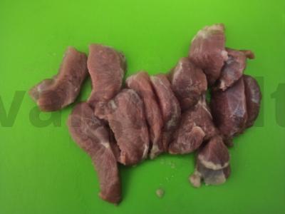 Laghmanas su kalakutiena ir daržovėmis vakarienei Žingsnis 1