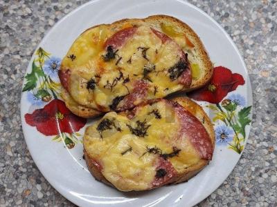 Karšti sumuštiniai greitai pagrindine nuotrauka