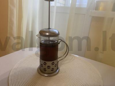 Kava su pienu ir šaukšteliu medaus Žingsnis 3