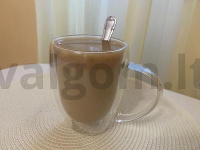 Kava su pienu ir šaukšteliu medaus Žingsnis 6