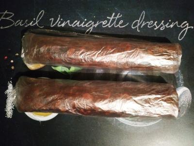 Šokoladinis dešrelė iš sausainių, kakavos ir vanilinio cukraus Žingsnis 4