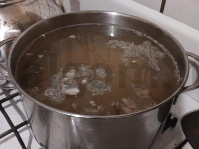 Borsčas su pupelėmis ir žolelėmis Žingsnis 1