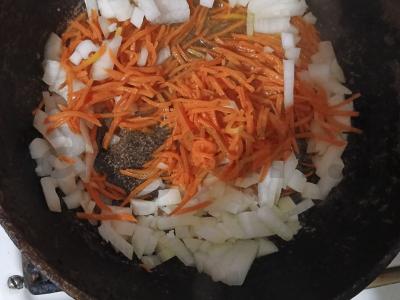 Borsčas su pupelėmis ir žolelėmis Žingsnis 2