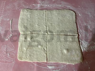 Sluoksniuotos valtelės su keptais obuolių skiltelėmis Žingsnis 8