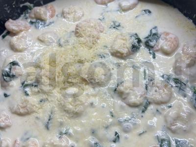 Makaronai su krevetėmis ir špinatais Žingsnis 3