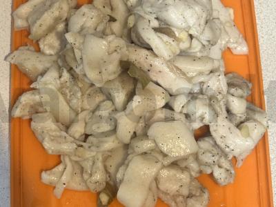 Kvapnus lašiniai su prieskoniais ir česnaku Žingsnis 1