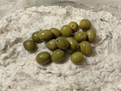 Kvapnus lašiniai su prieskoniais ir česnaku pagrindine nuotrauka