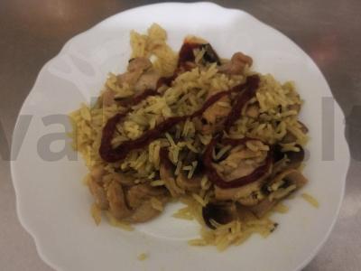 Jazminų ryžiai su vištiena ir pievagrybiais pagrindine nuotrauka