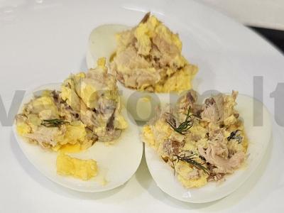 Įdaryti kiaušiniai su lašiša Žingsnis 2