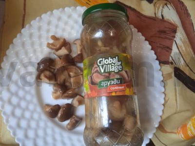 Sriuba „Gruzdyanka“ su sūdytais grybais Žingsnis 3