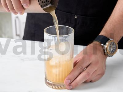 Kokteilis „Singapūro slyva“ Žingsnis 2