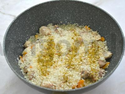 Kepama vištiena su ryžiais Žingsnis 3