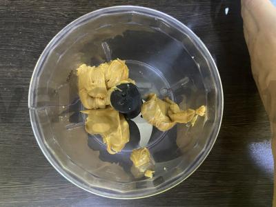 PP keksiukai su žemės riešutų sviestu ir bananais Žingsnis 1