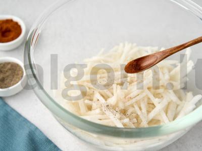 Korejiškas ridikėlių kimchi Žingsnis 3