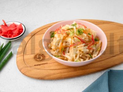 Korejiškas ridikėlių kimchi pagrindine nuotrauka