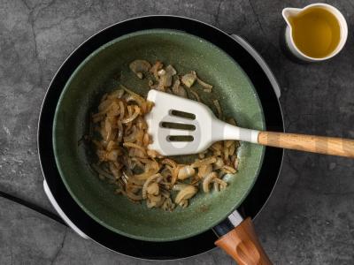 Burgeris su svogūnų padažu Žingsnis 2