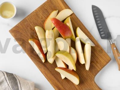 Šiltas salotas su kriaušėmis Žingsnis 1