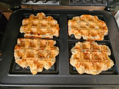 Avižiniai vafliai su spanguolėmis ir riešutais Žingsnis 2