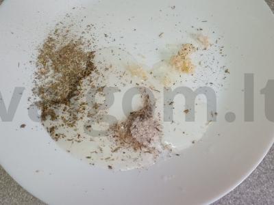 Anties šlaunelė, kepta su morkomis ir itališkais prieskoniais Žingsnis 2