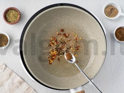 Prieskoniuoti alyvuogės prieskoniuose Žingsnis 1