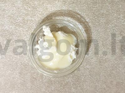 Saldūs ritinėliai su bananais Žingsnis 3